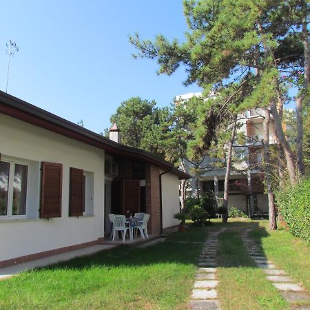 Villa Raffaella Bibione Exterior photo